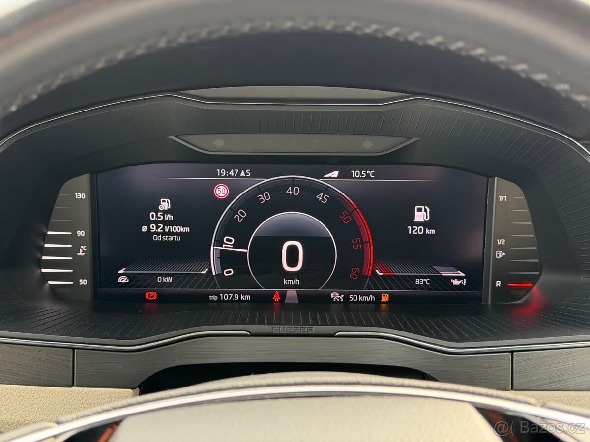 2020 Škoda SUPERB - 20