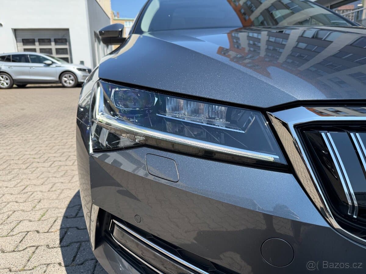 2023 Škoda SUPERB - 20
