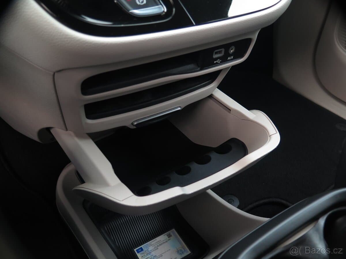 2018 Chrysler PACIFICA - 20