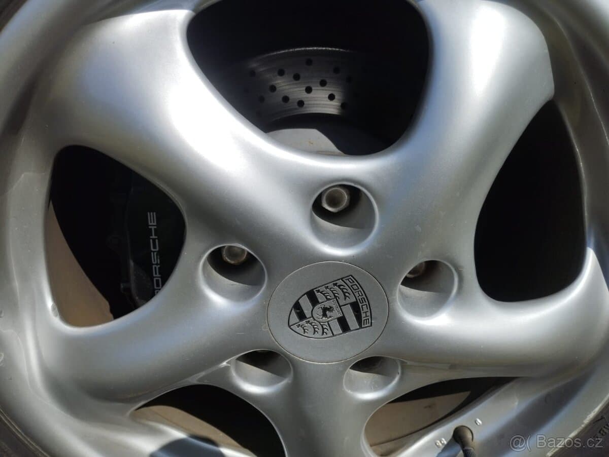 1998 Porsche 911 - 20