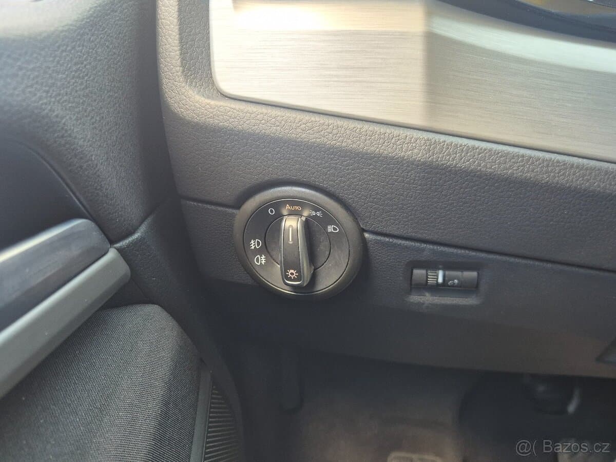 2017 Volkswagen MULTIVAN - 20