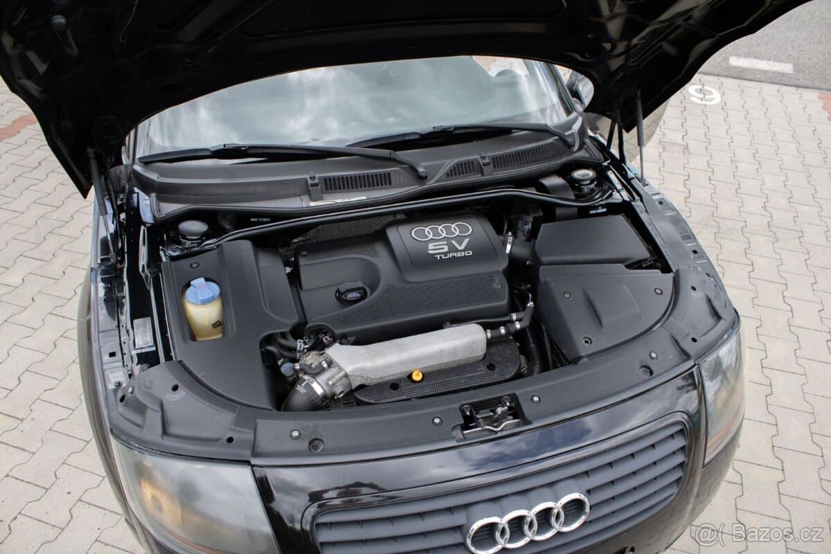 2002 Audi TT - 20