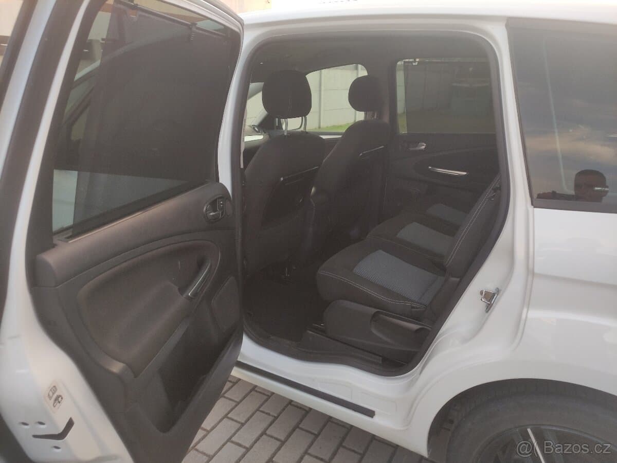 Ford S-MAX - 20
