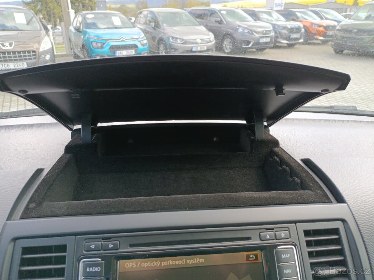 2013 Volkswagen MULTIVAN - 20