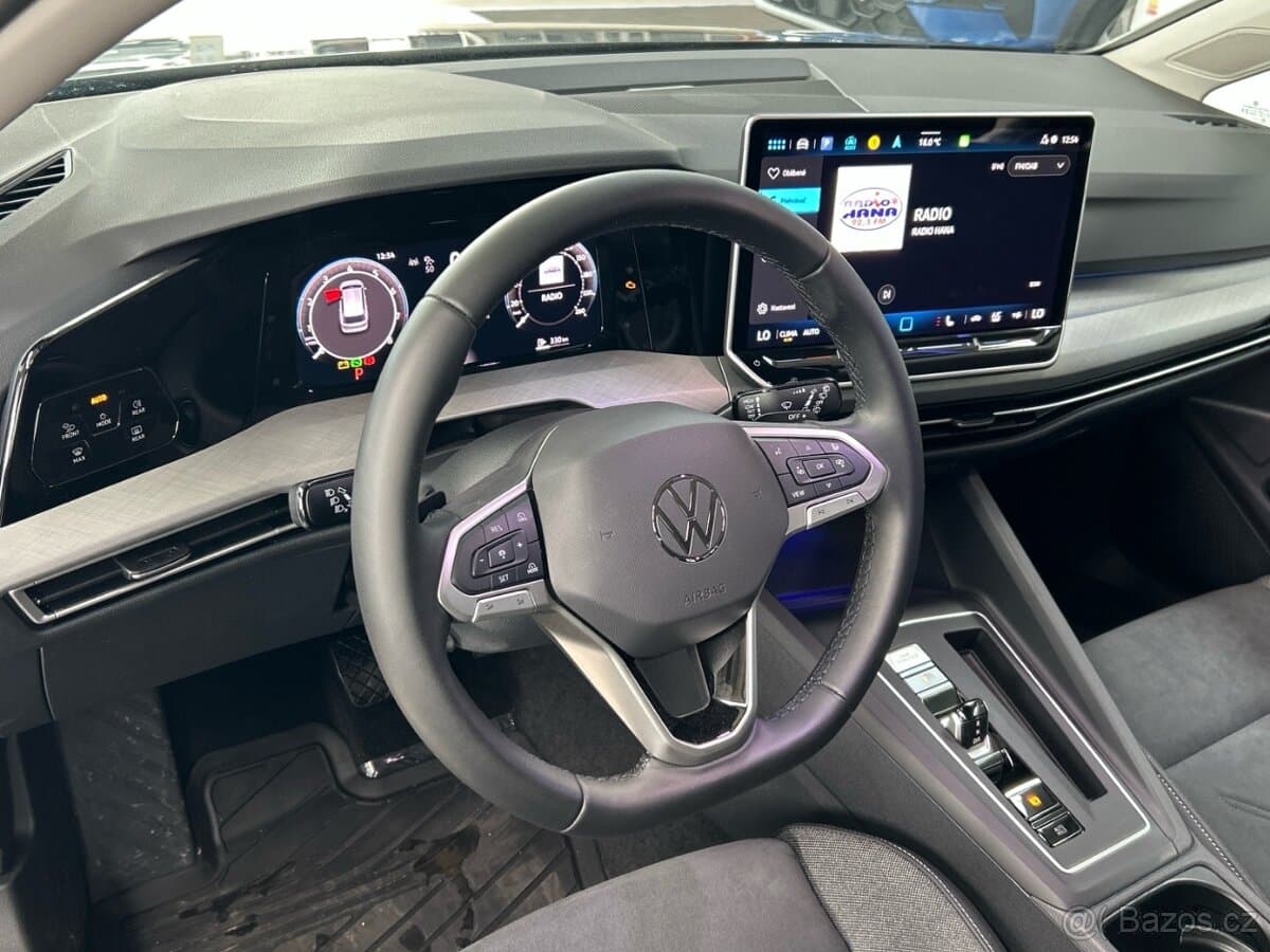 Volkswagen GOLF - 20
