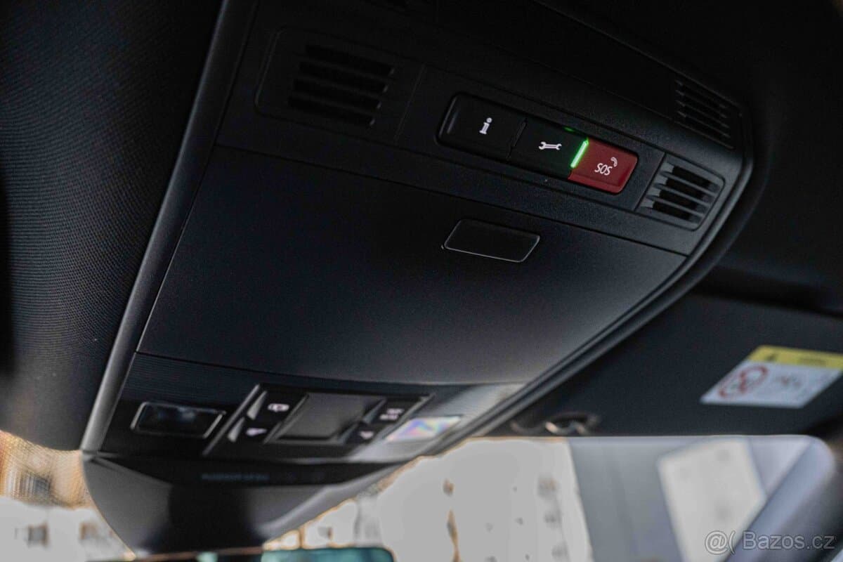 2019 Volkswagen PASSAT - 20