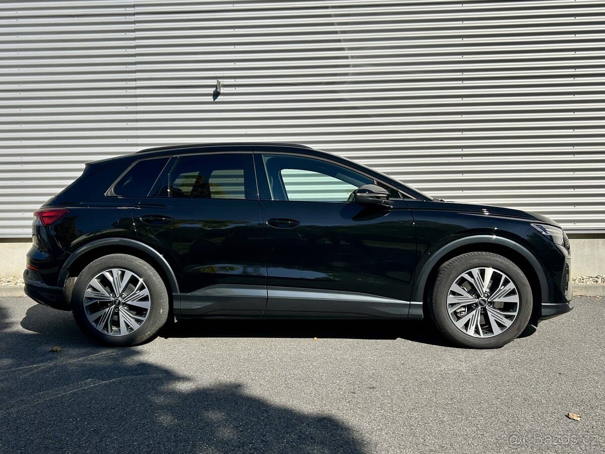 2025 Audi Q4 - 20