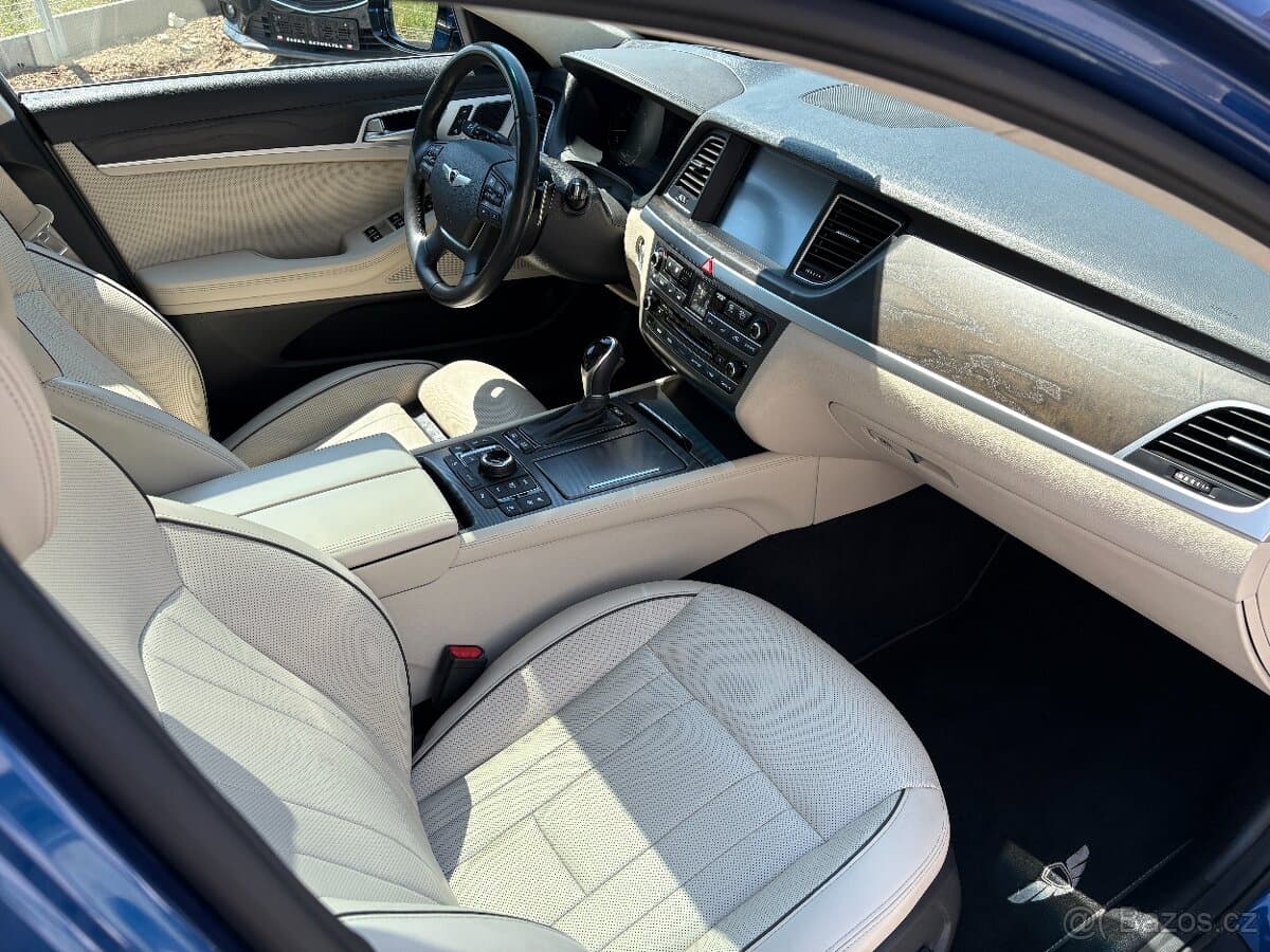 2017 Hyundai GENESIS - 20