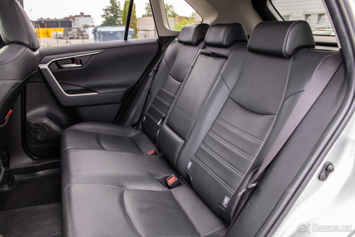 2019 Toyota RAV4 - 20