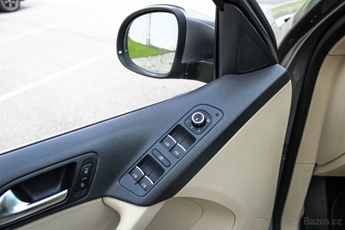 2010 Volkswagen TIGUAN - 20