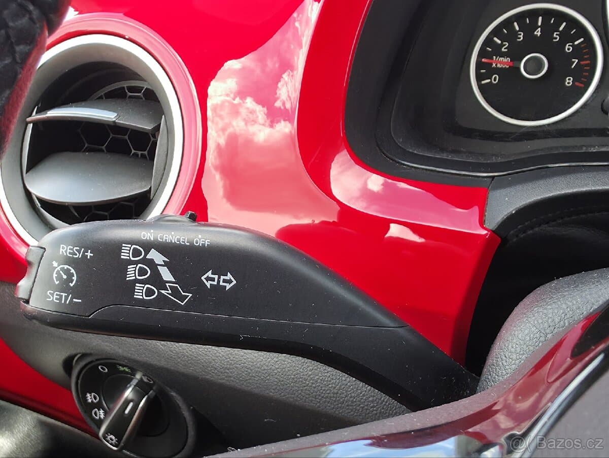 2012 Volkswagen UP! - 20