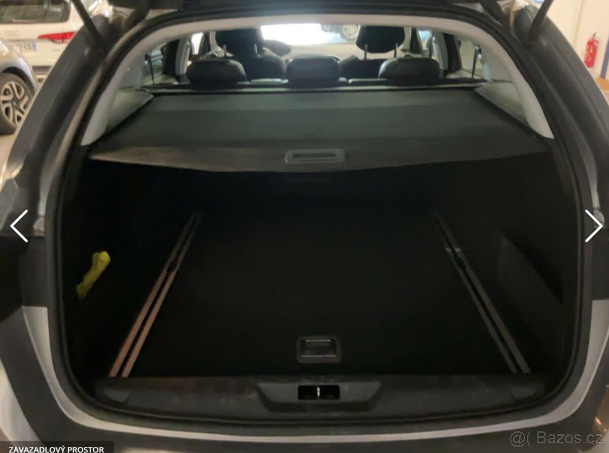 2015 Peugeot 308 - 20