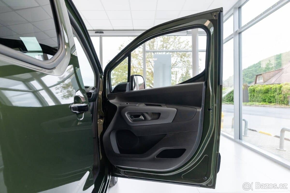 2025 Fiat DOBLO - 20