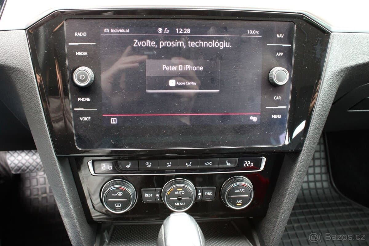2020 Volkswagen PASSAT - 20