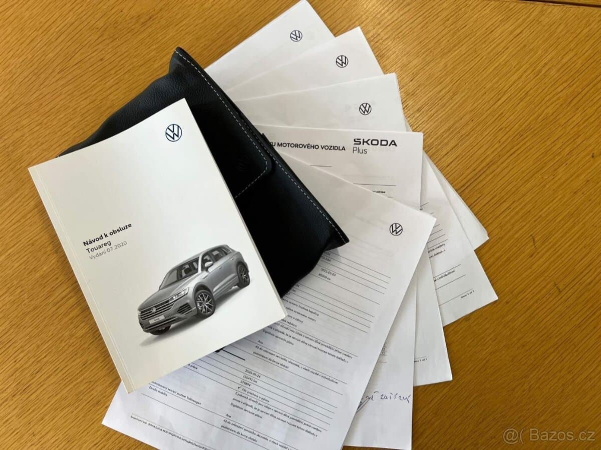 2021 Volkswagen TOUAREG - 20