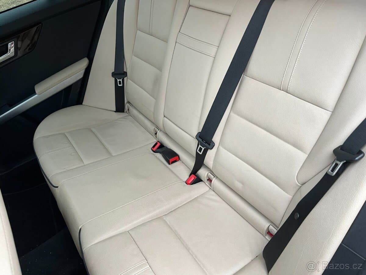 2010 Mercedes-Benz GLK - 20