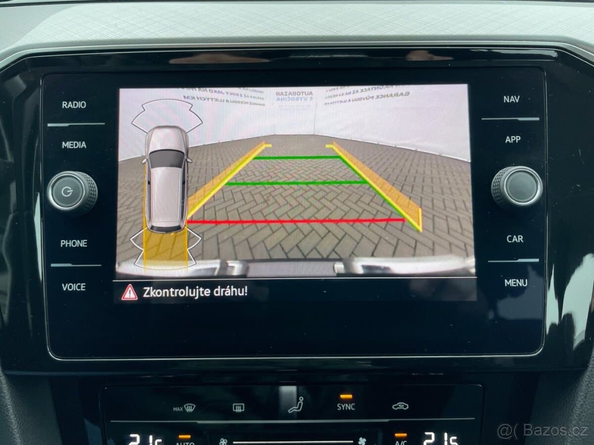 2021 Volkswagen PASSAT - 20