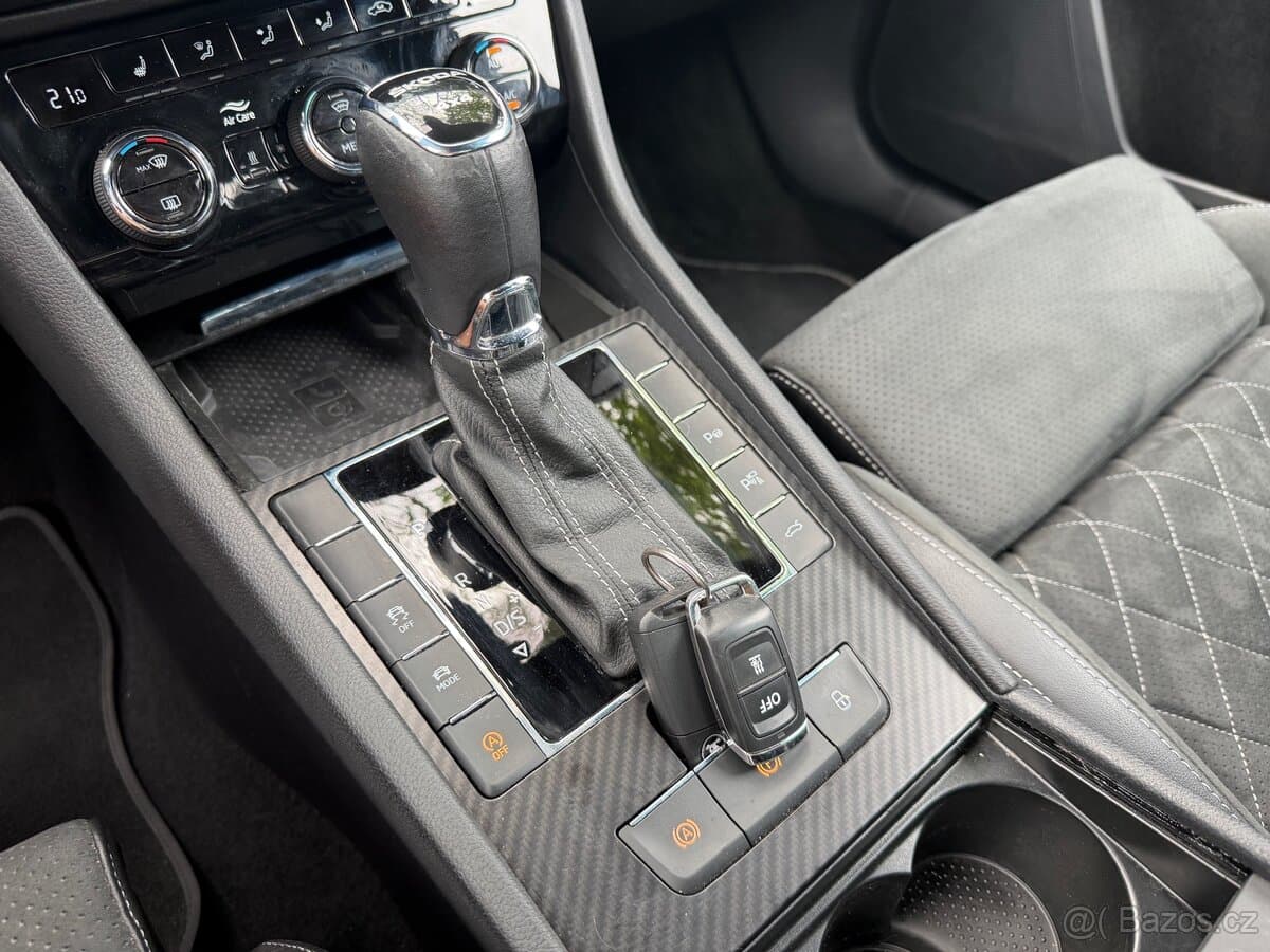 Škoda SUPERB - 20