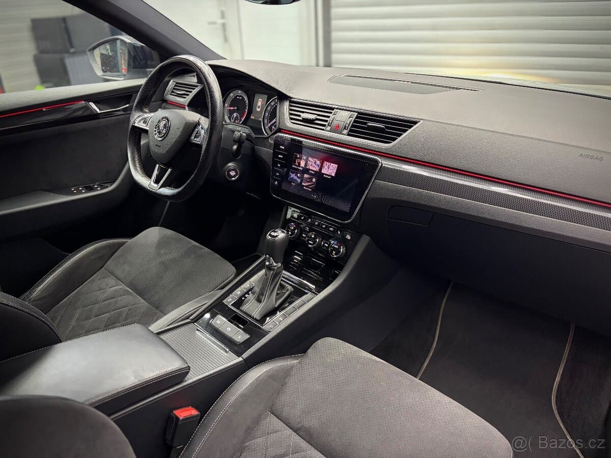 2019 Škoda SUPERB - 20