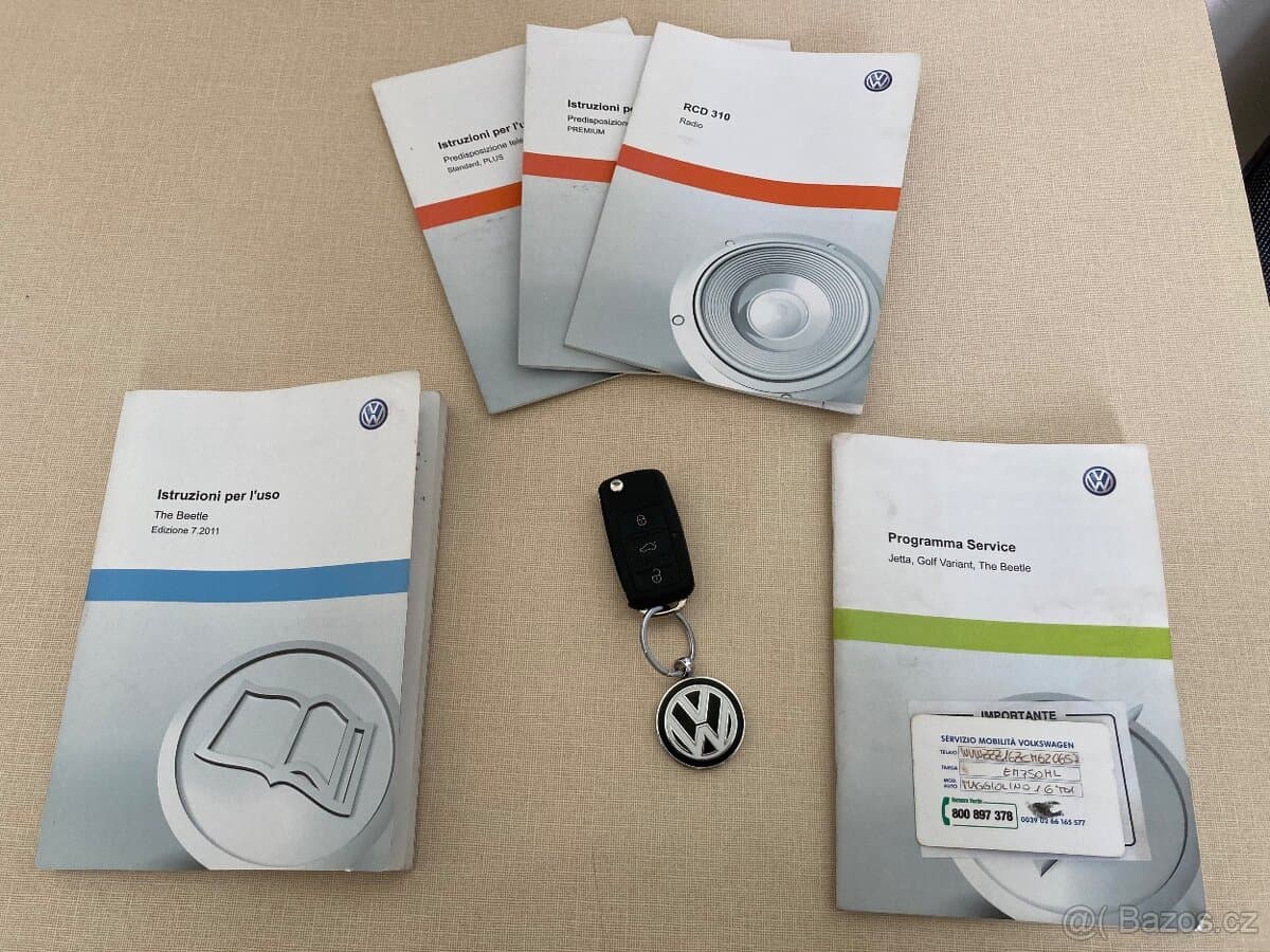 2012 Volkswagen BEETLE - 20