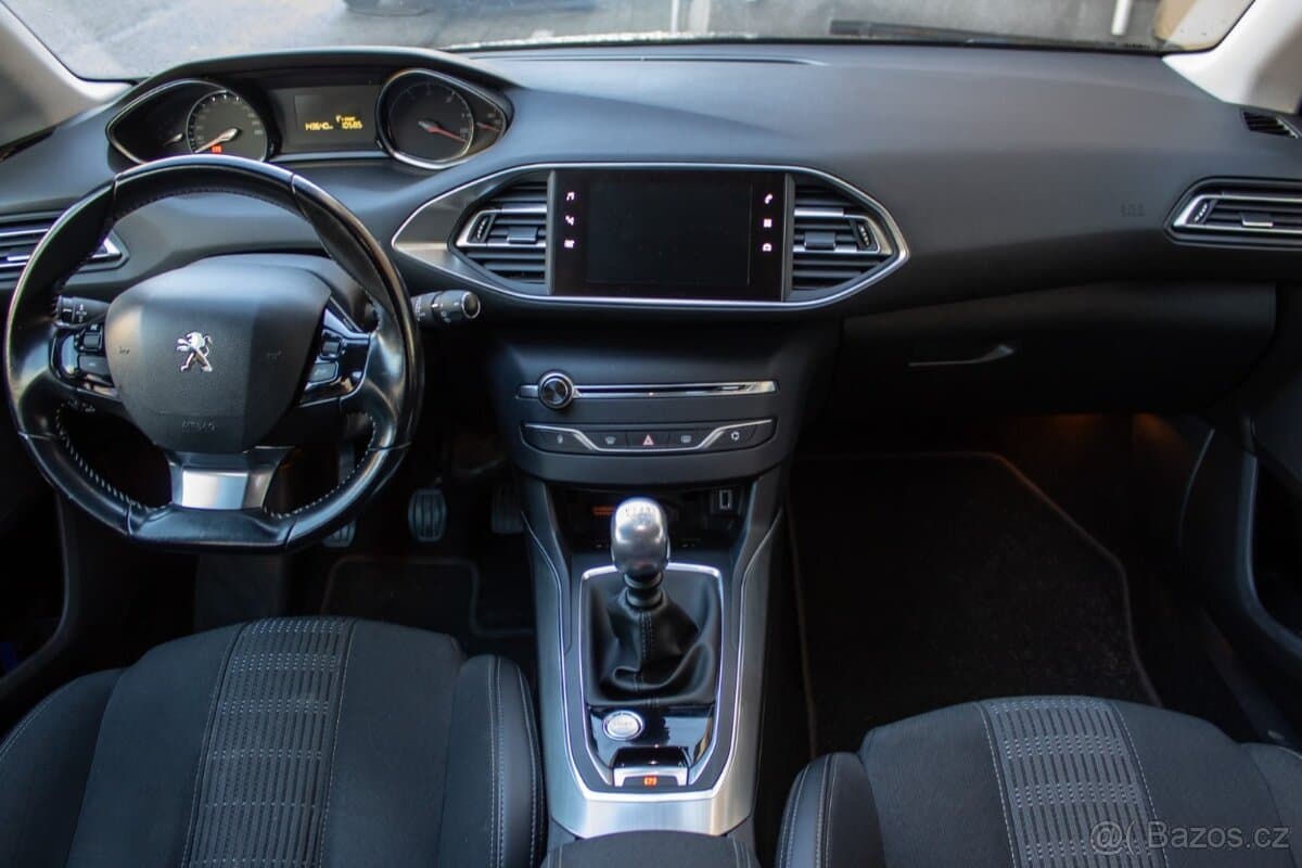 2018 Peugeot 308 - 20
