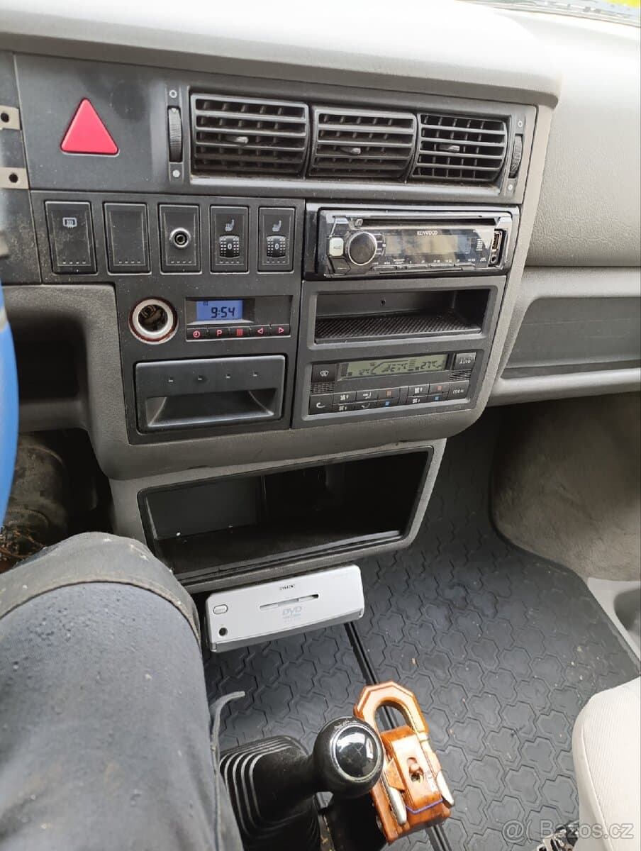 2002 Volkswagen TRANSPORTER - 20