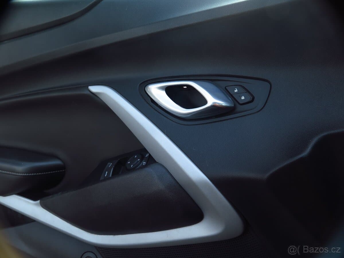 2021 Chevrolet CAMARO - 20