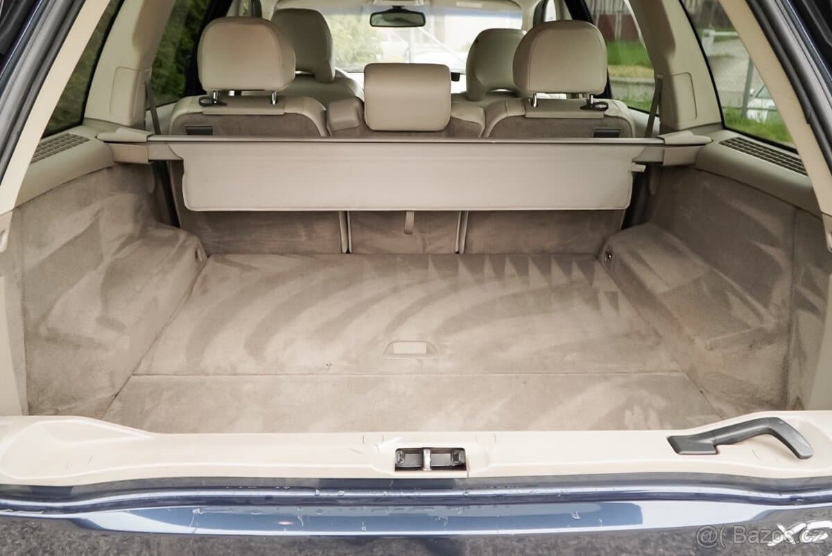 2003 Volvo XC90 - 20