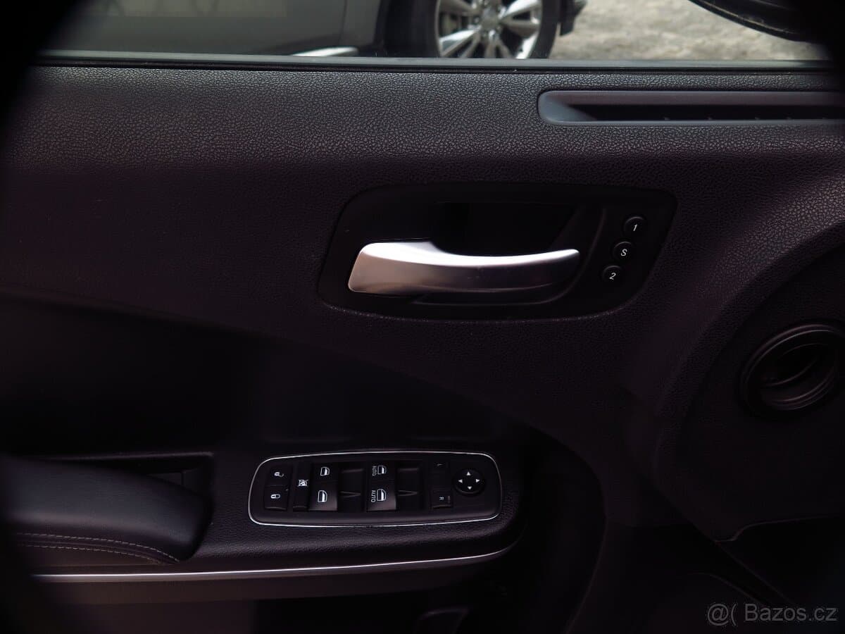 2019 Dodge CHARGER - 20