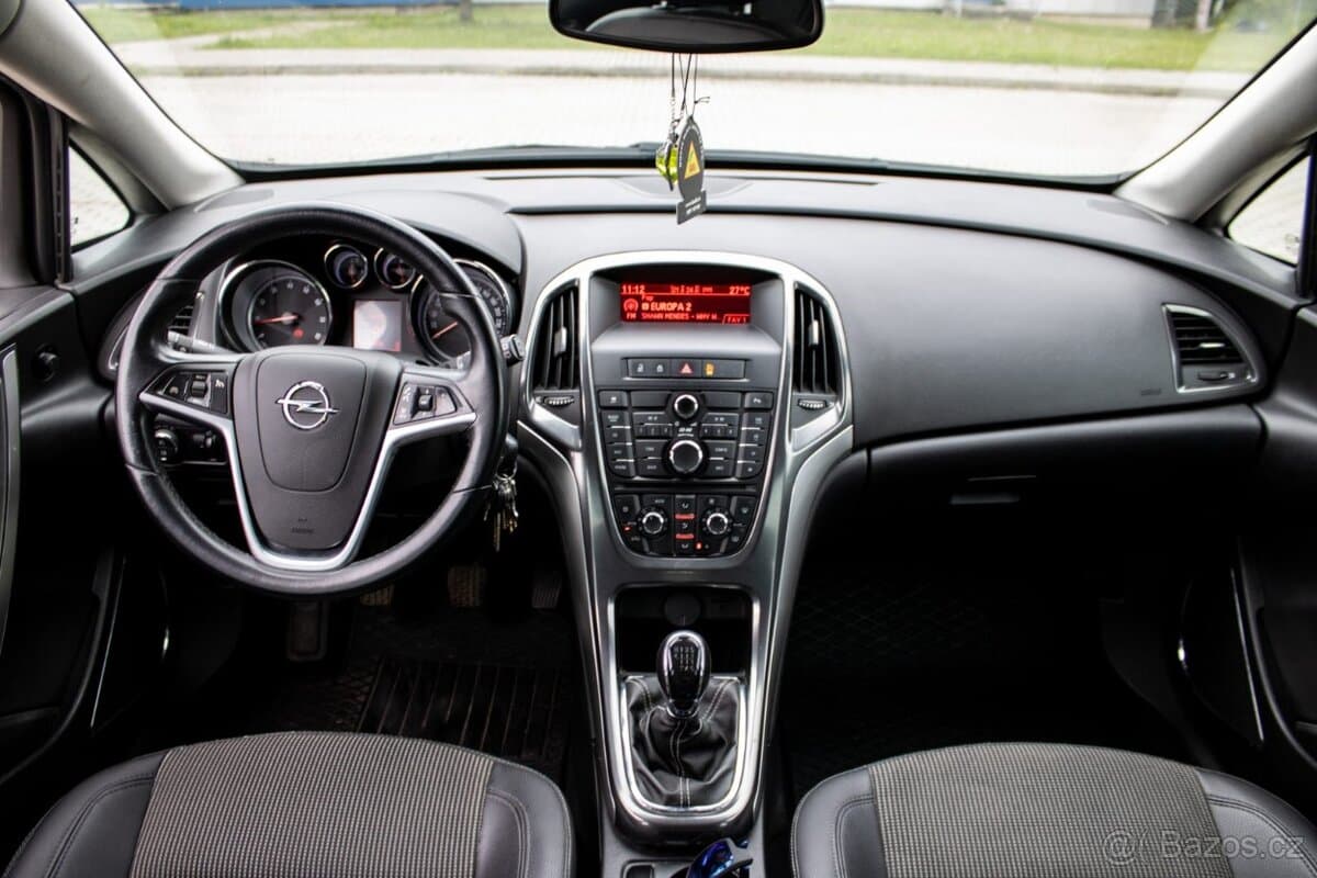 2011 Opel ASTRA - 20