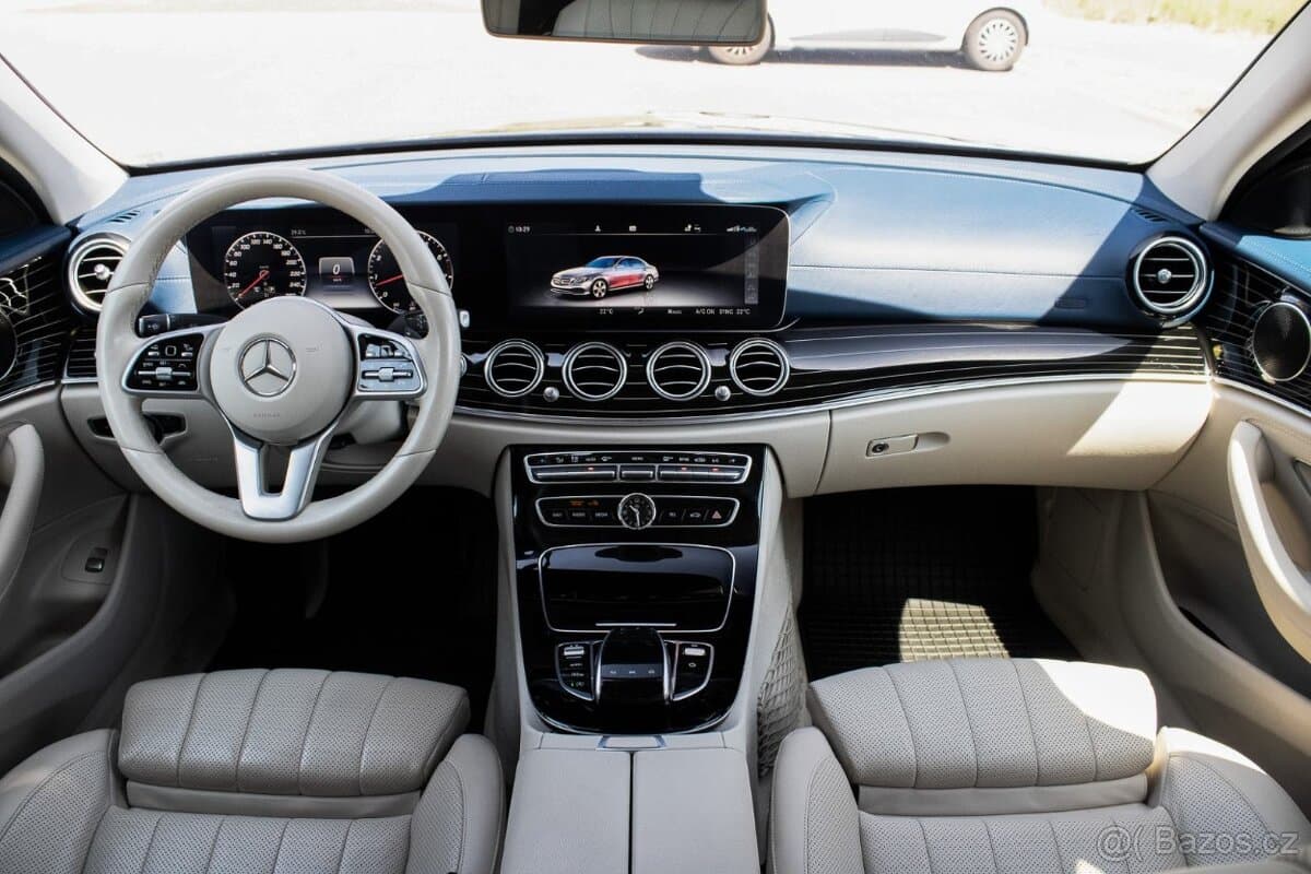 2019 Mercedes-Benz OSTATNÍ - 20