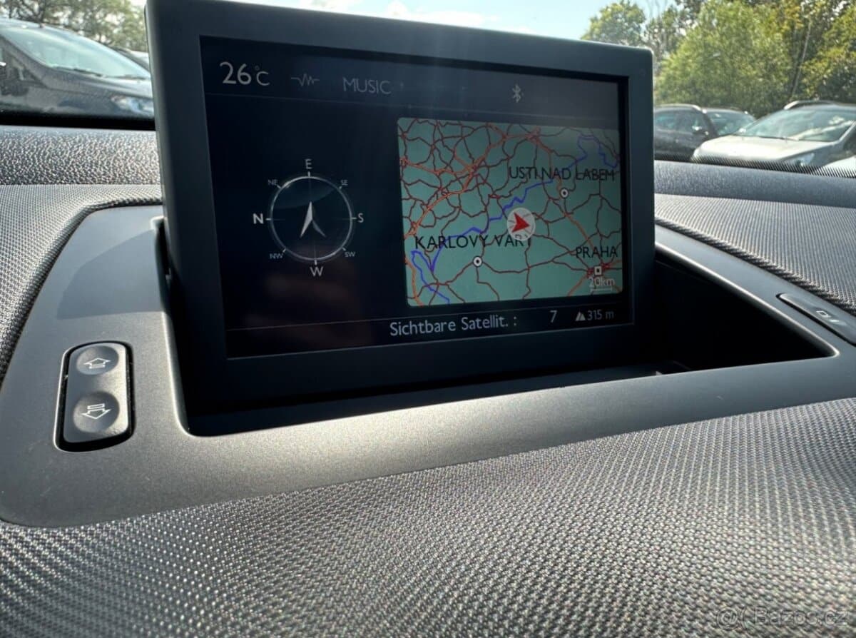 2013 Peugeot 308 - 20