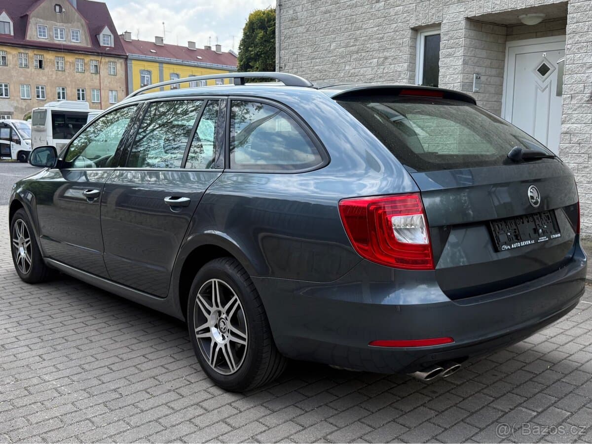 2015 Škoda SUPERB - 20
