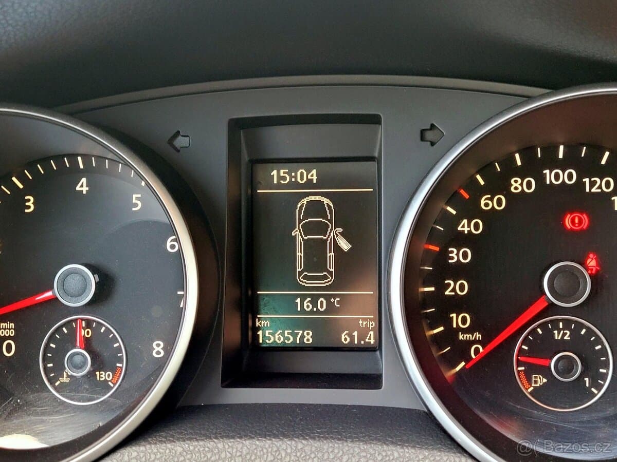 2010 Volkswagen GOLF - 20