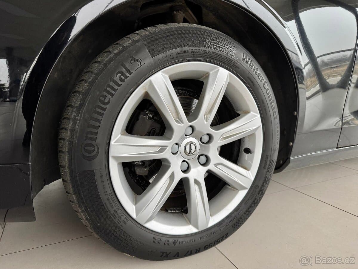 2017 Volvo S90 - 20