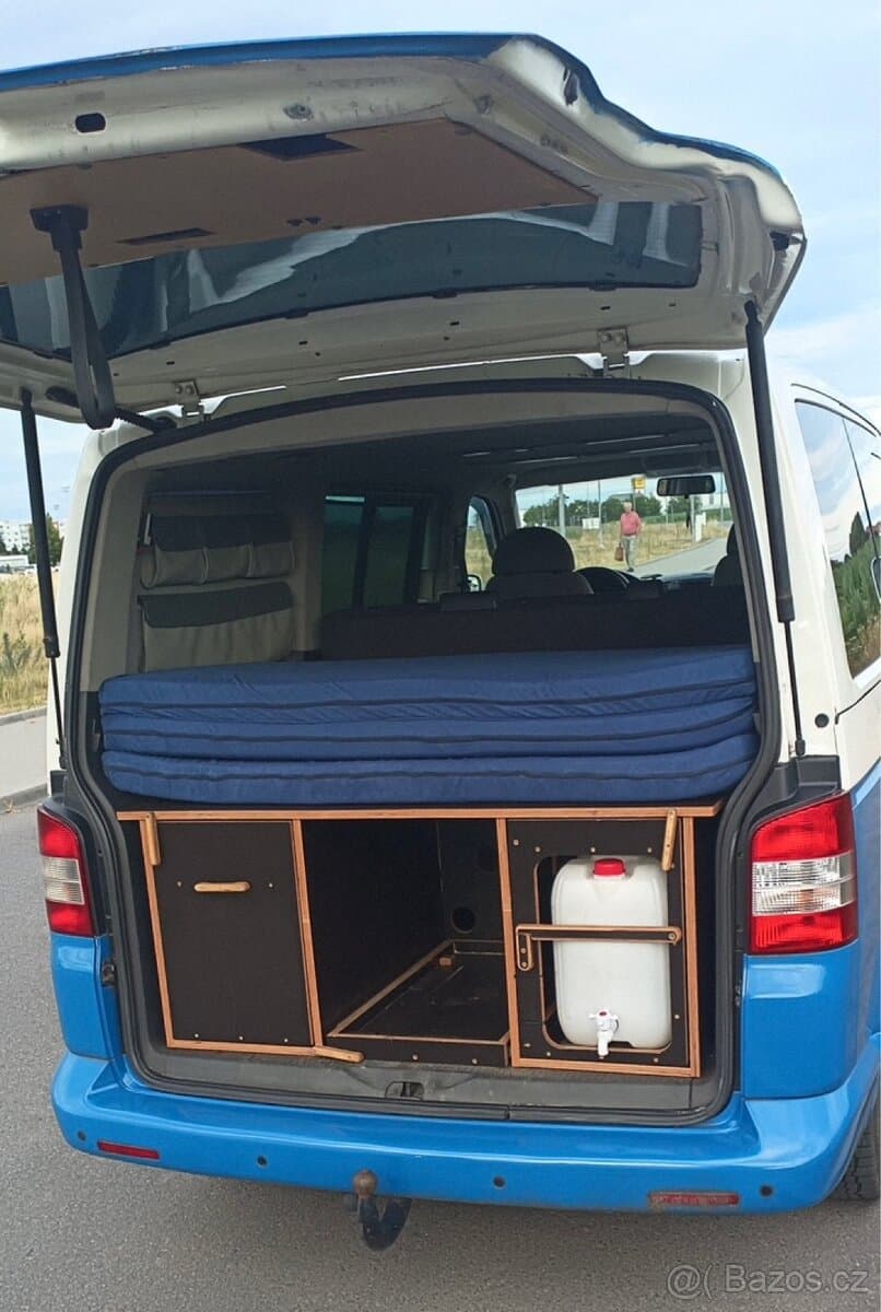 2009 Volkswagen CARAVELLE - 20
