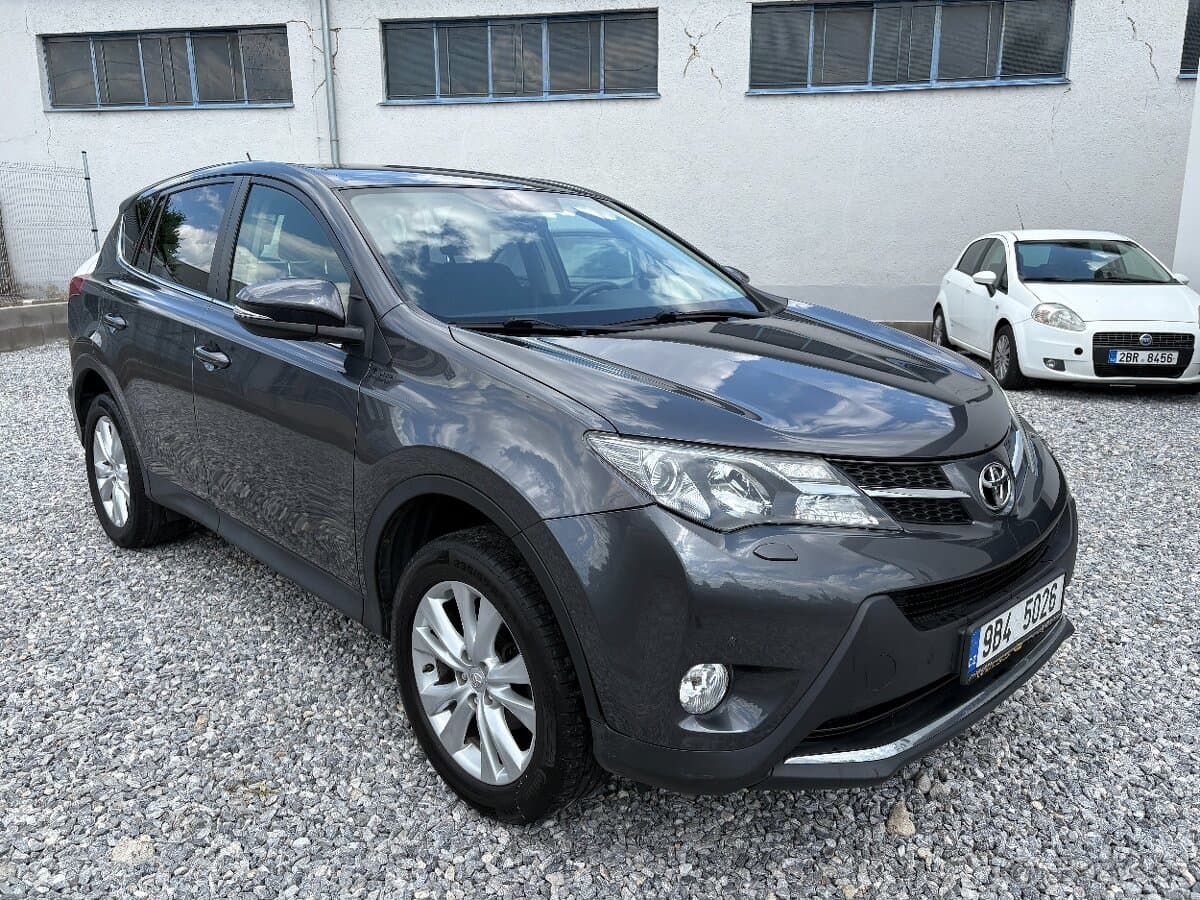 2013 Toyota RAV4 - 20