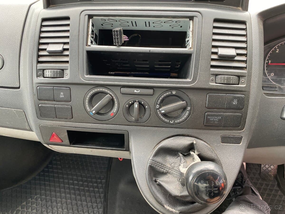 2011 Volkswagen TRANSPORTER - 20