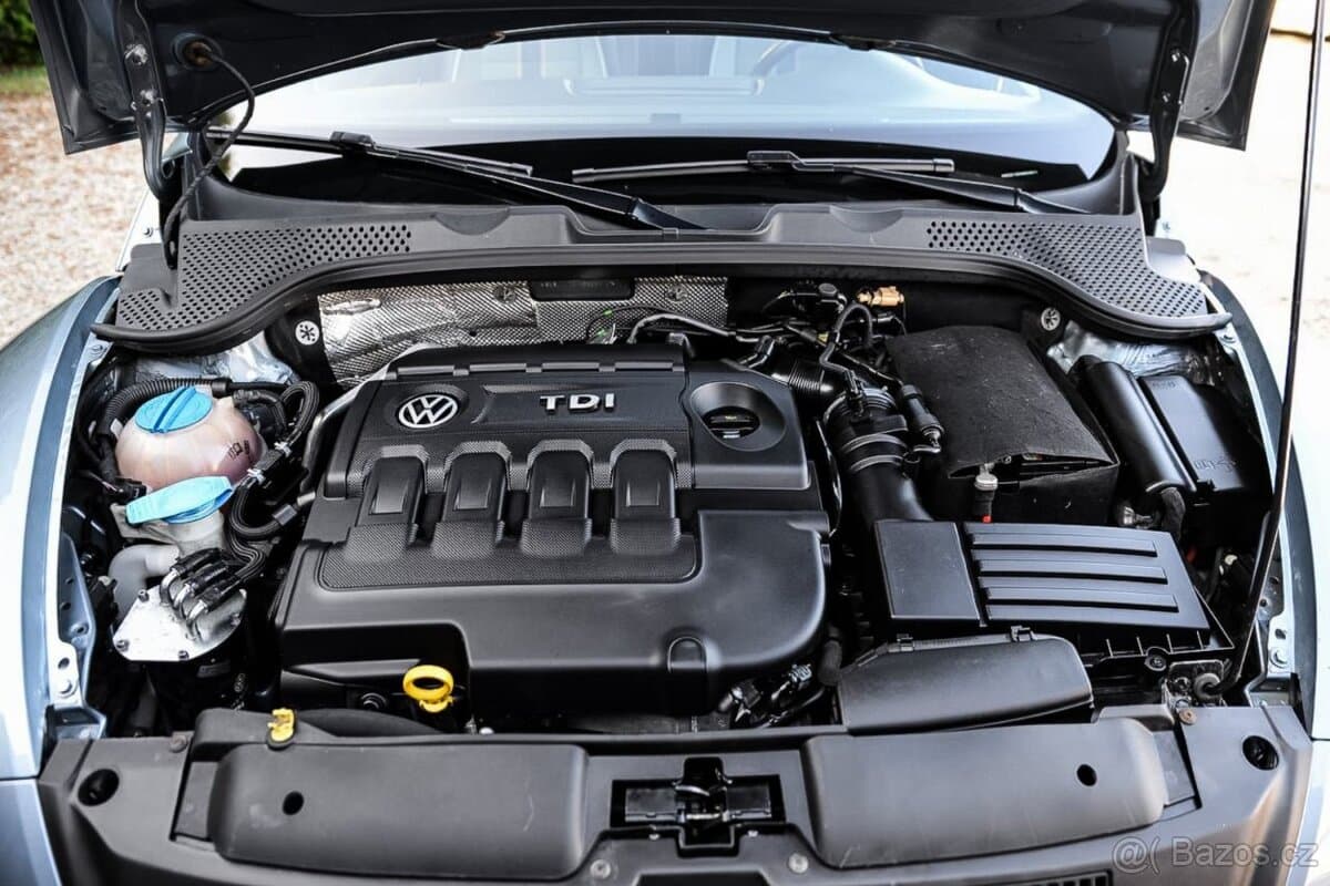 2018 Volkswagen BEETLE - 20