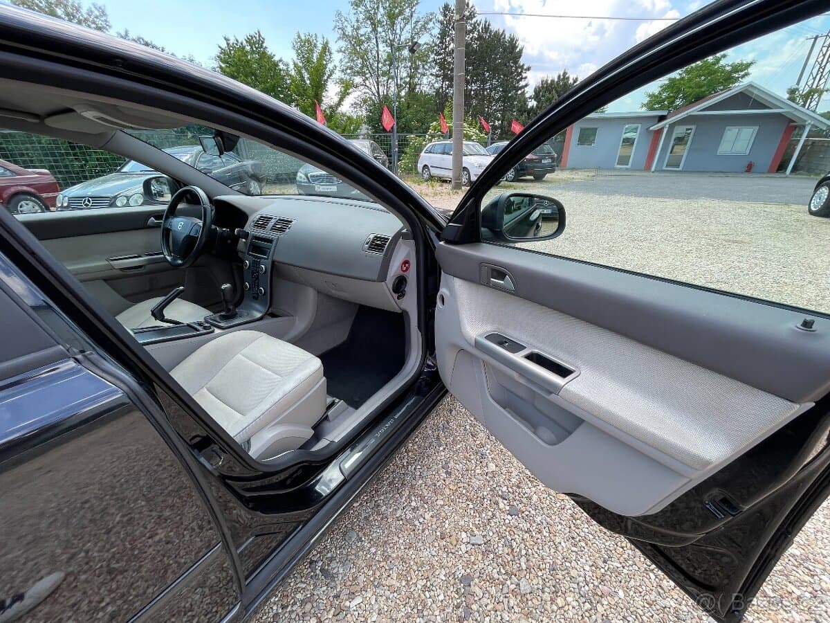 2012 Volvo S40 - 20