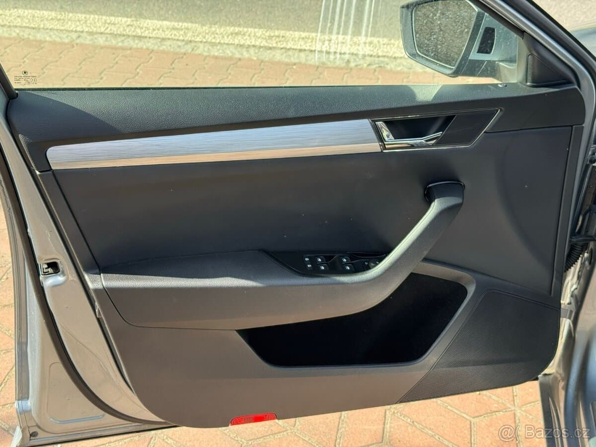 2020 Škoda SUPERB - 20