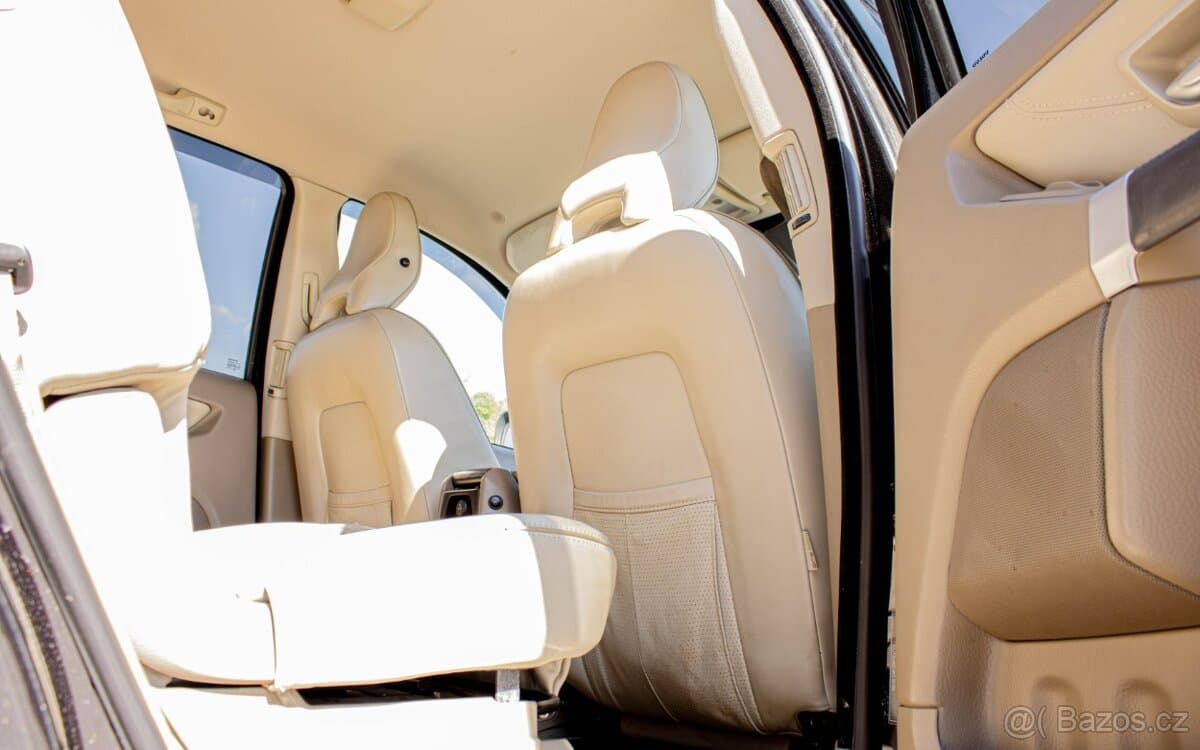 2012 Volvo XC90 - 20