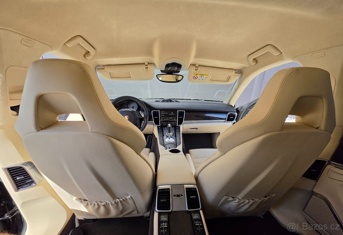 2014 Porsche PANAMERA - 20