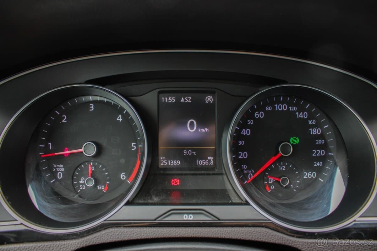 2016 Volkswagen PASSAT - 20