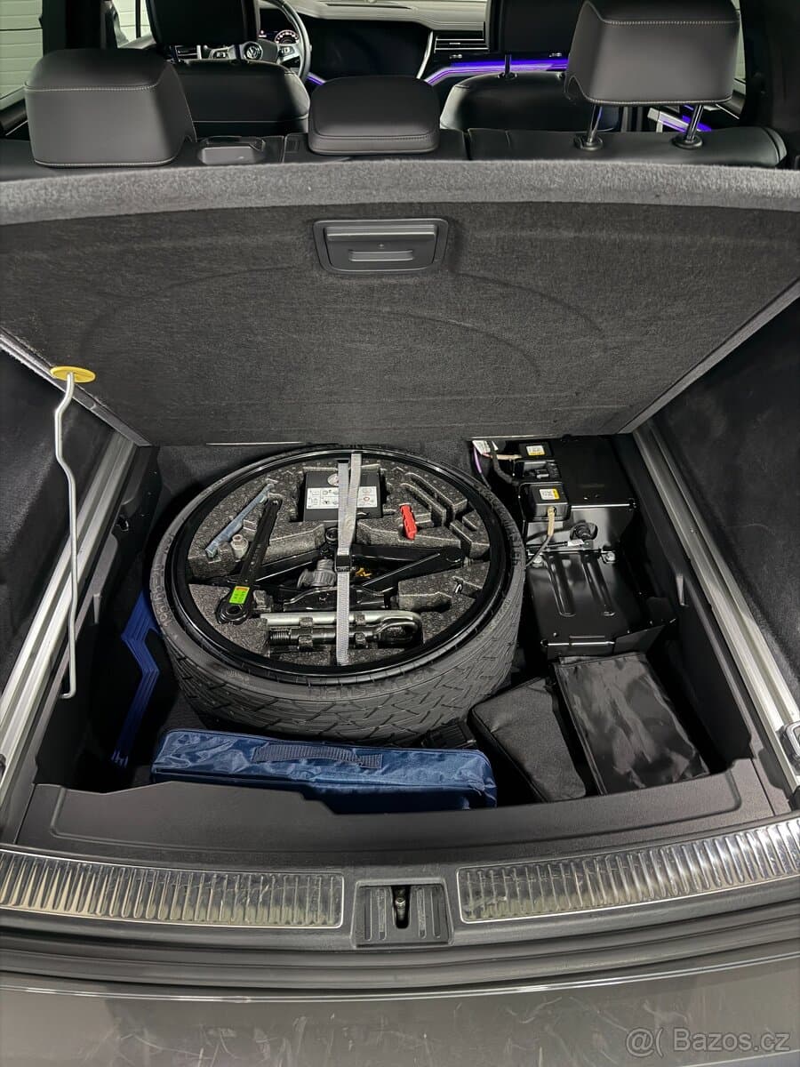 2019 Volkswagen TOUAREG - 20
