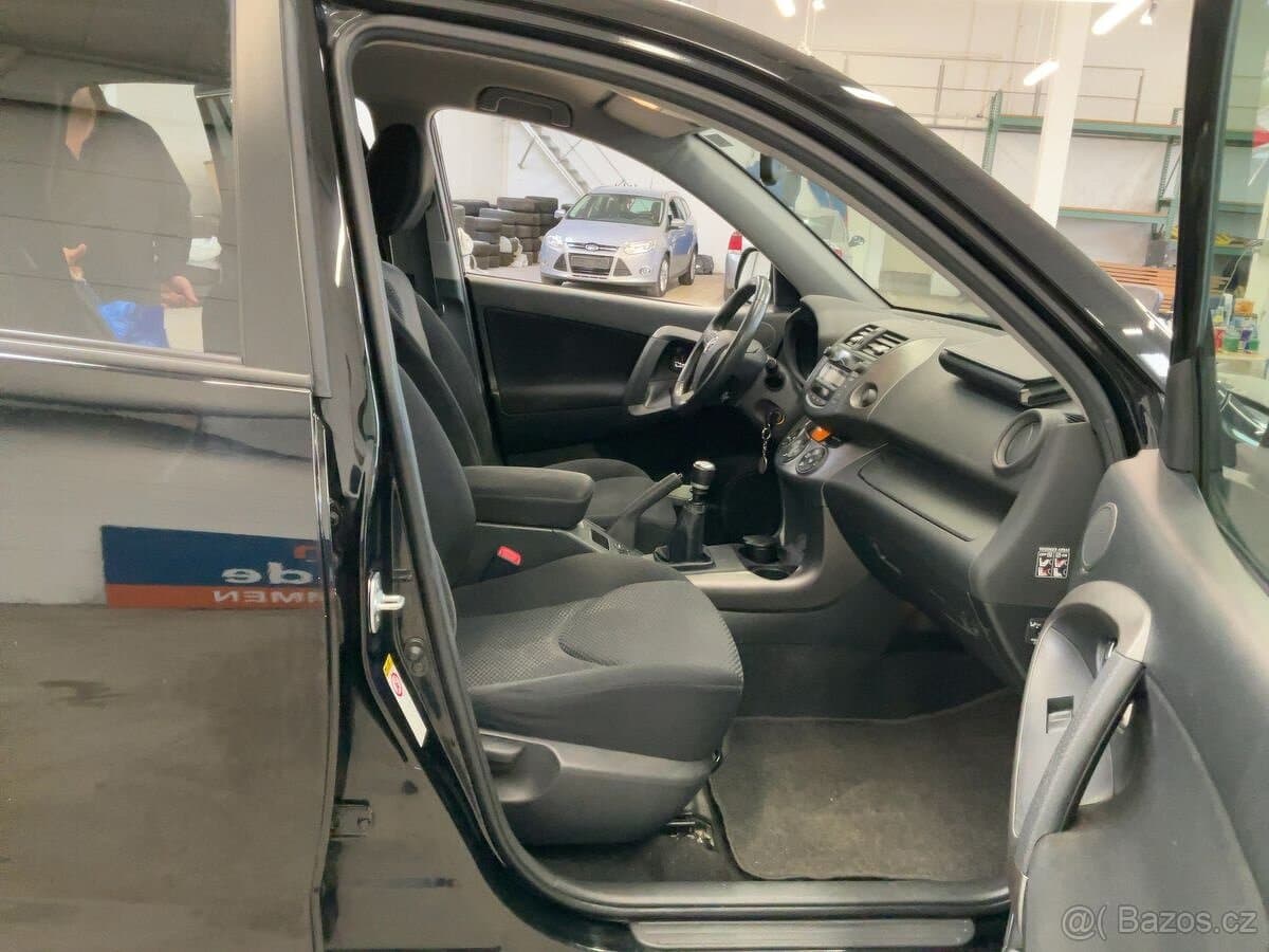 2011 Toyota OSTATNÍ - 20
