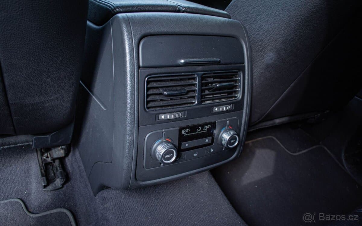 2016 Volkswagen TOUAREG - 20