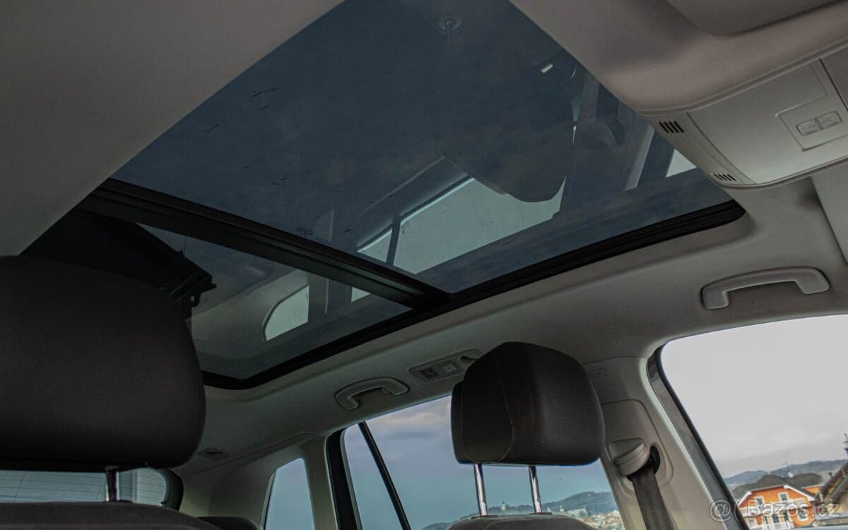 2017 Volkswagen TIGUAN - 20