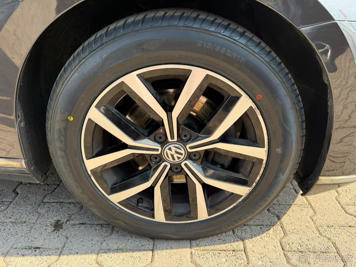 2020 Volkswagen PASSAT - 20