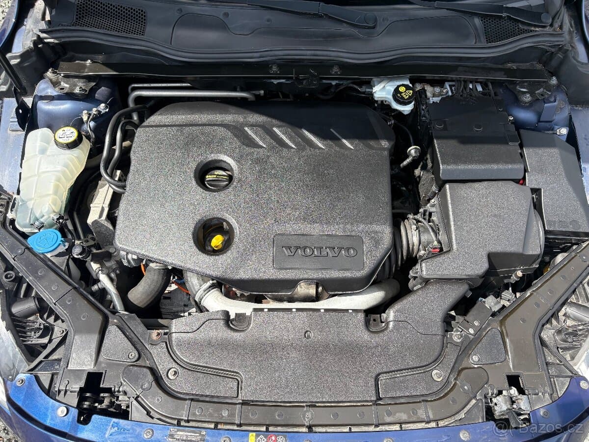 2016 Volvo V40 - 20